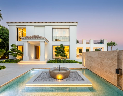 Villa for sale in Marbella Golden Mile