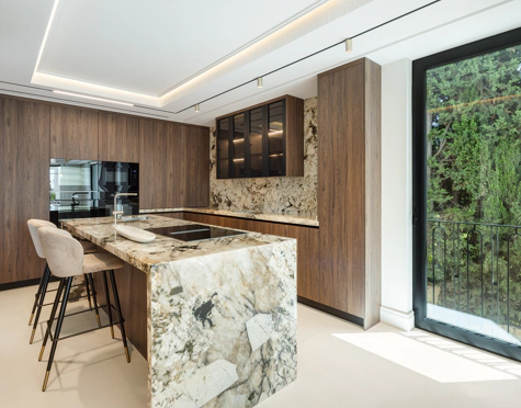 Villa for sale in Marbella Golden Mile