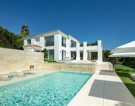 Villa for sale in Marbella Golden Mile