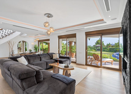 ELEGANT ANDALUSIAN-STYLE LUXURY VILLA IN EL PARAISO ALTO, ESTEPONA