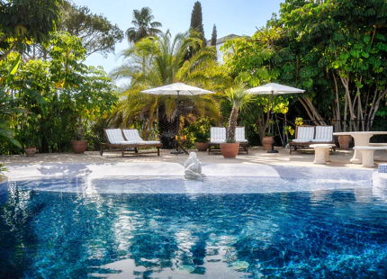 ELEGANT ANDALUSIAN-STYLE LUXURY VILLA IN EL PARAISO ALTO, ESTEPONA