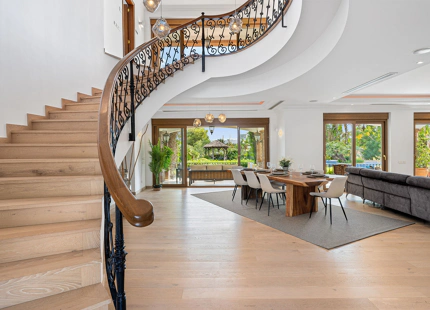 ELEGANT ANDALUSIAN-STYLE LUXURY VILLA IN EL PARAISO ALTO, ESTEPONA