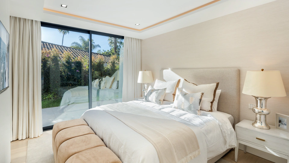 Villa en venta en Nueva Andalucia, Marbella