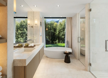 ELEGANTE VILLA MODERNA CERCA DEL CAMPO DE GOLF LAS BRISAS