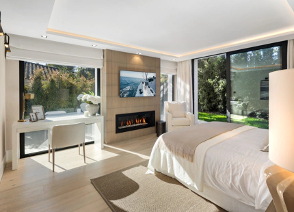 ELEGANTE VILLA MODERNA CERCA DEL CAMPO DE GOLF LAS BRISAS