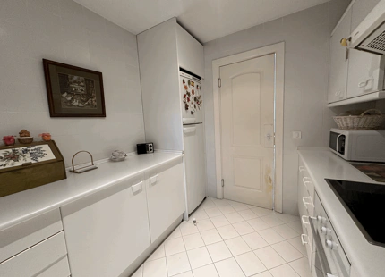 COZY LUXURY SHORT-TERM RENTAL IN ALCAZABA BEACH