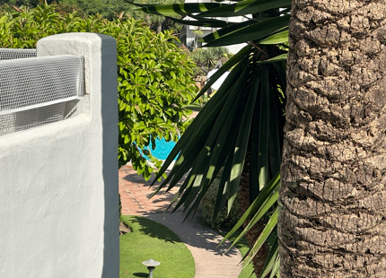 COZY LUXURY SHORT-TERM RENTAL IN ALCAZABA BEACH