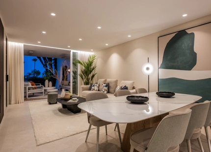 EXQUISITO APARTAMENTO EN PLANTA BAJA ORIENTADO AL SUR CON VISTAS AL MAR