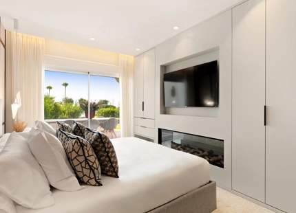 EXQUISITO APARTAMENTO EN PLANTA BAJA ORIENTADO AL SUR CON VISTAS AL MAR