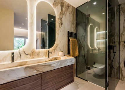 APARTAMENTO DE LUJO EN PLANTA BAJA TOTALMENTE RENOVADO CON VISTAS A JARDINES