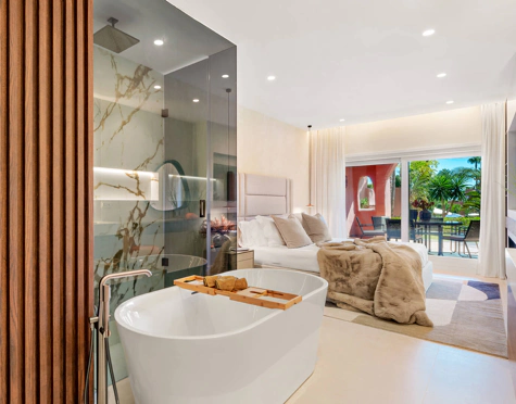 Ground Floor Apartment for sale in Estepona East