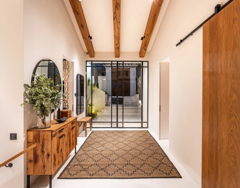 Villa for sale in Nueva Andalucia, Marbella