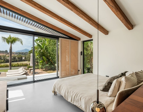 Villa for sale in Nueva Andalucia, Marbella