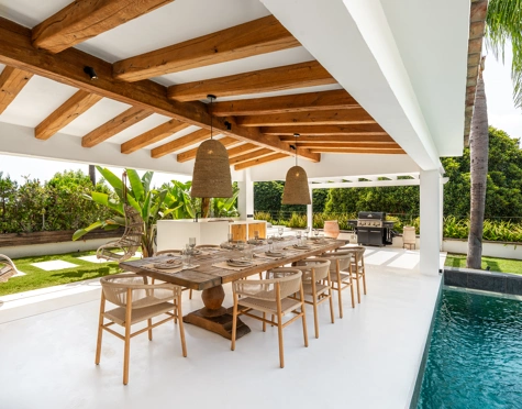 Villa for sale in Nueva Andalucia, Marbella
