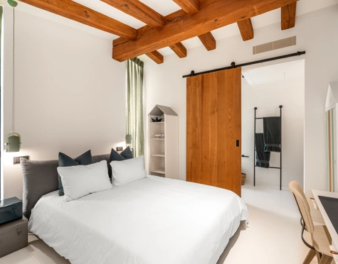 Villa for sale in Nueva Andalucia, Marbella