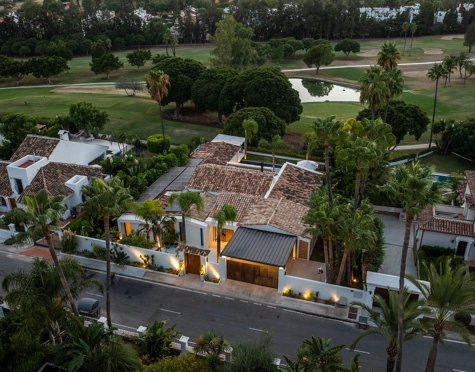 Villa for sale in Nueva Andalucia, Marbella