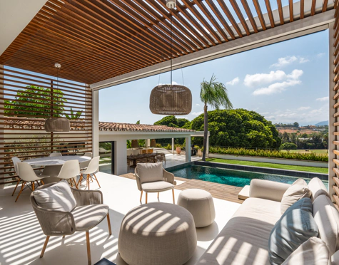 Villa for sale in Nueva Andalucia, Marbella