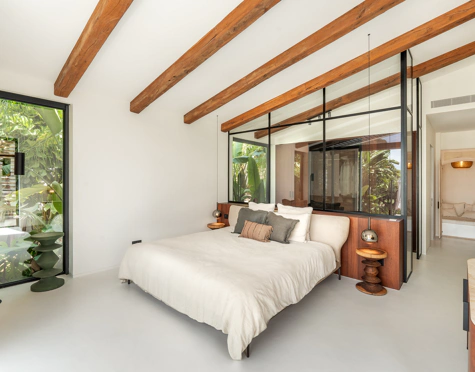 Villa for sale in Nueva Andalucia, Marbella