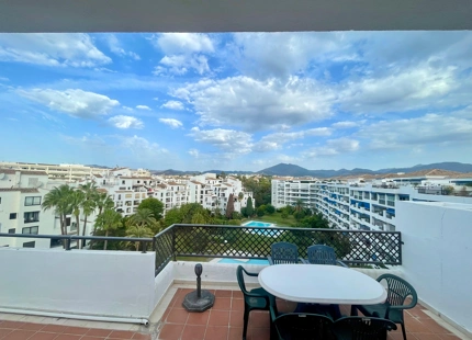 CHARMING DUPLEX PENTHOUSE IN THE HEART OF PUERTO BANUS