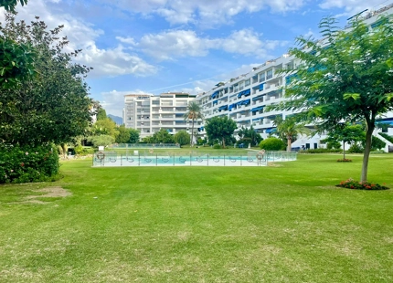 CHARMING DUPLEX PENTHOUSE IN THE HEART OF PUERTO BANUS