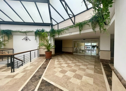 CHARMING DUPLEX PENTHOUSE IN THE HEART OF PUERTO BANUS