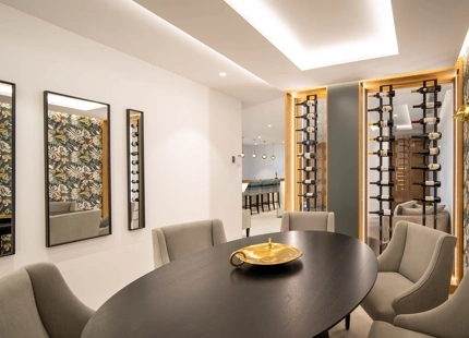 LUXURY VILLA IN NUEVA ANDALUCÍA WITH SPECTACULAR VIEWS