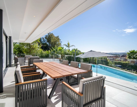 Villa for sale in Nueva Andalucia, Marbella