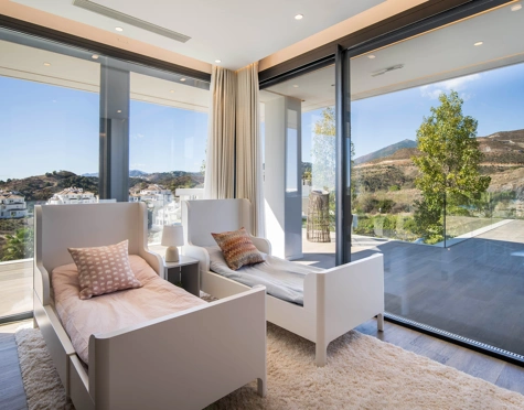 Villa for sale in Nueva Andalucia, Marbella