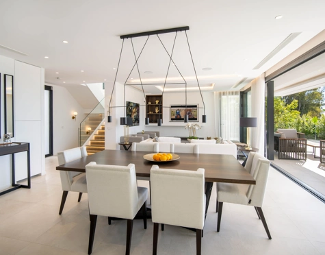 Villa for sale in Nueva Andalucia, Marbella