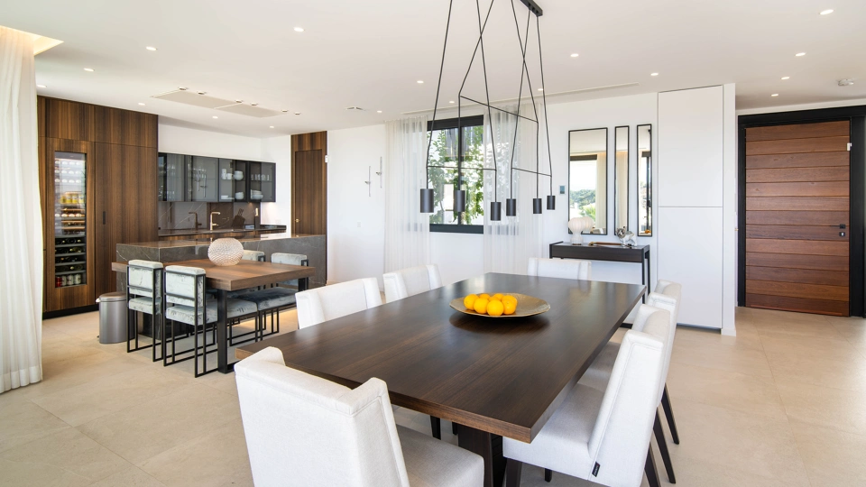 Villa for sale in Nueva Andalucia, Marbella