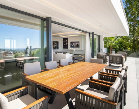 Villa for sale in Nueva Andalucia, Marbella