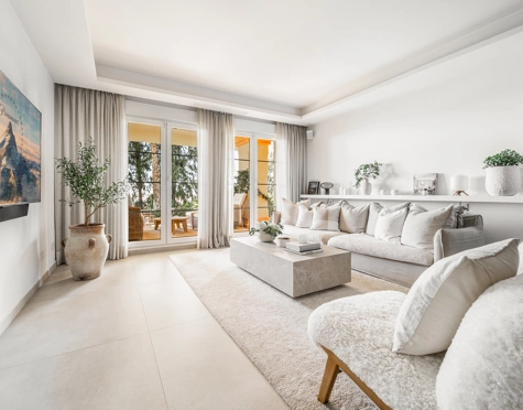 APARTAMENTO ELEGANTE EN NUEVA ANDALUCÍA
