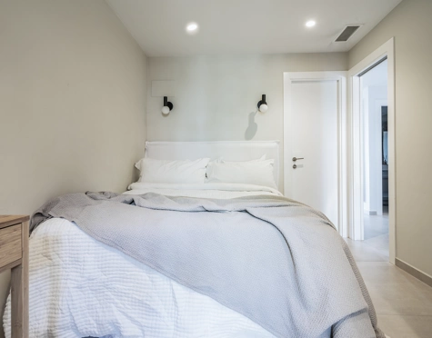 Apartamento en venta en Nueva Andalucia, Marbella