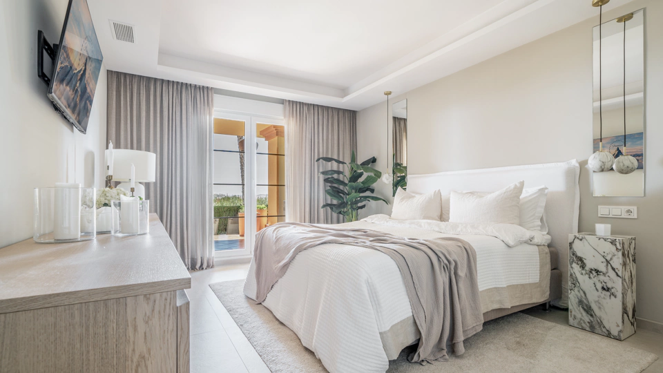 Apartamento en venta en Nueva Andalucia, Marbella