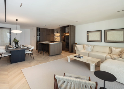 ELEGANTE APARTAMENTO MODERNO CON VISTAS AL MAR EN PUENTE ROMANO