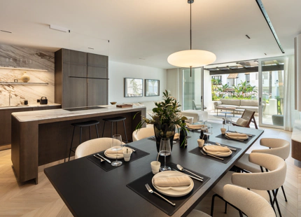 ELEGANTE APARTAMENTO MODERNO CON VISTAS AL MAR EN PUENTE ROMANO