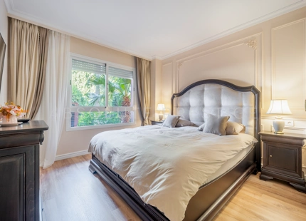 APARTAMENTO EN PLANTA BAJA JUNTO A LA PLAYA DE PUERTO BANÚS