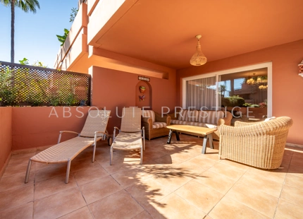 APARTAMENTO EN PLANTA BAJA JUNTO A LA PLAYA DE PUERTO BANÚS