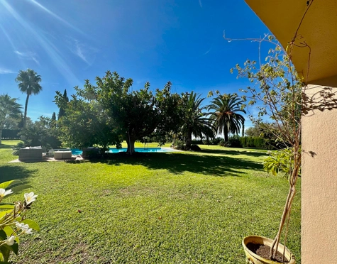 Mansion for sale in Fuente del Espanto, Benahavis