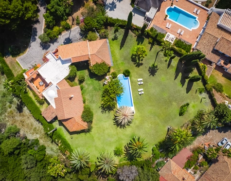 Mansion for sale in Fuente del Espanto, Benahavis