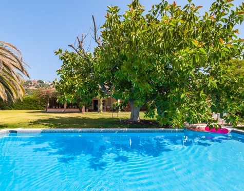 Mansion for sale in Fuente del Espanto, Benahavis