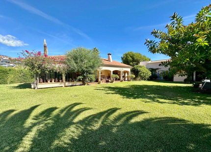 Mansion en Banahavis