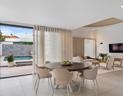 Villa for sale in Nueva Andalucia, Marbella