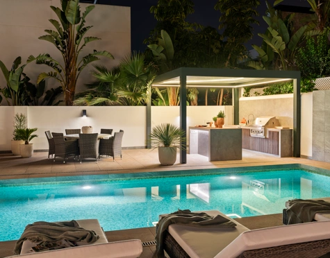 Villa for sale in Nueva Andalucia, Marbella