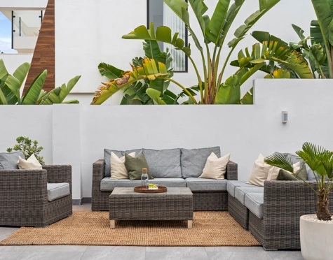Villa for sale in Nueva Andalucia, Marbella