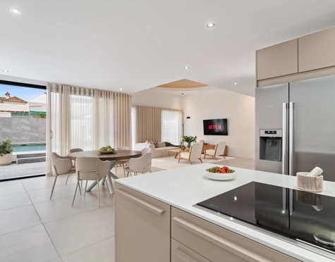 Villa for sale in Nueva Andalucia, Marbella