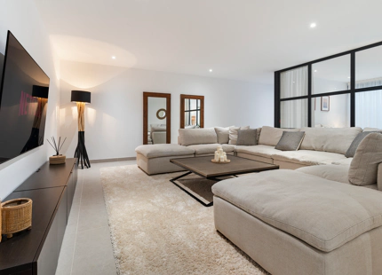 VILLA EXQUISITA EN LA RESINA GOLF