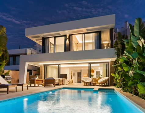VILLA EXQUISITA EN LA RESINA GOLF