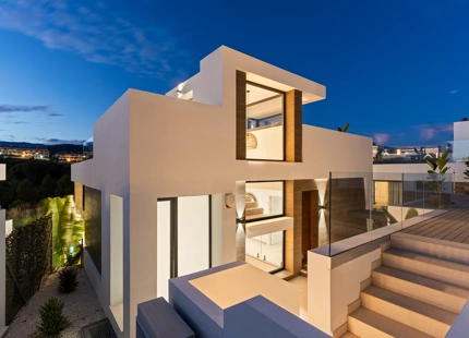 VILLA EXQUISITA EN LA RESINA GOLF