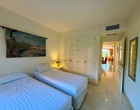 Ground Floor Apartment for sale in Menara Beach, Estepona East